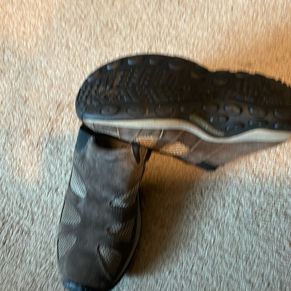 Merrell Jungle Slide Ventilator...size 10 mens...real nice condition